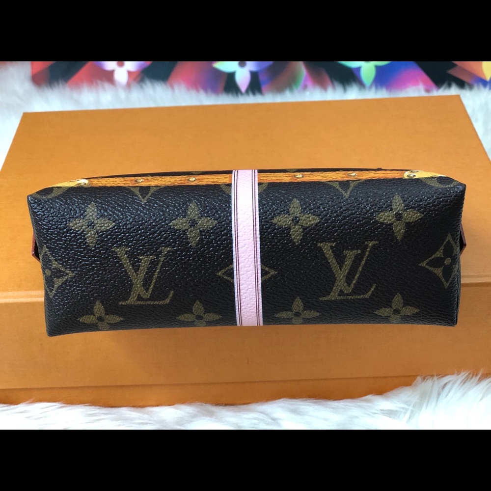 ❌SOLD❌ Louis Vuitton Summer Trunk Cosmetic Pouch - Picture 5 of 8